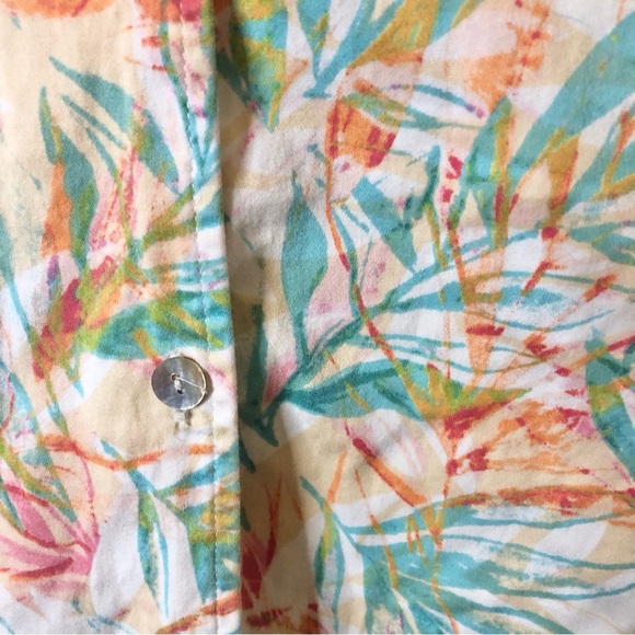 Chico’s bamboo Tropical Leaf Print button front shirt blue 3 Large - Picture 5 of 6